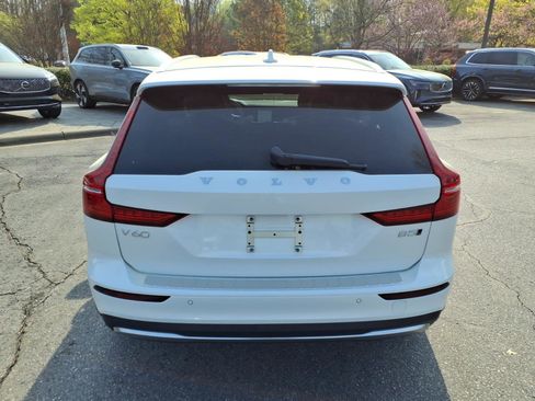 New 2026 Volvo V60 B5 Cross Country Plus w/ Protection Package Premier AWD/4WD image 4