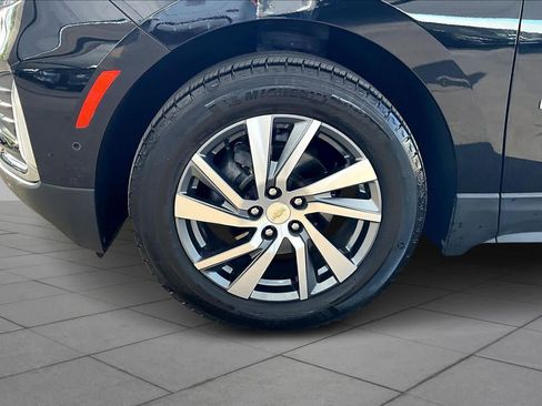 Used 2024 Chevrolet Equinox Premier image 10