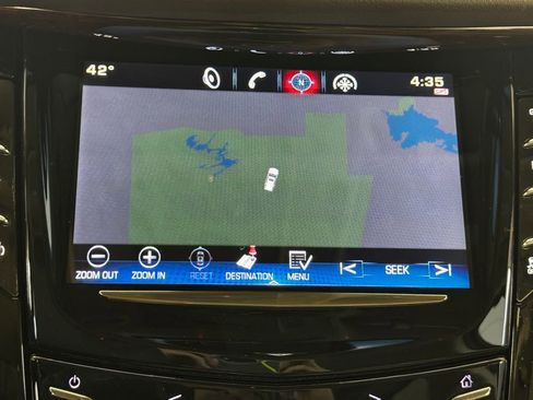 Used 2015 Cadillac Escalade Luxury image 21