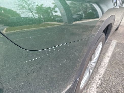 Used 2023 Toyota Highlander Platinum image 8