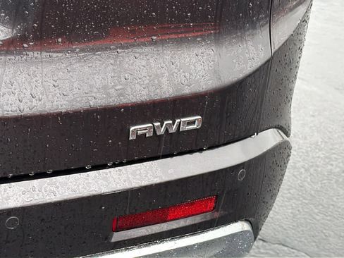 Used 2018 GMC Acadia Denali w/ Technology Package image 19