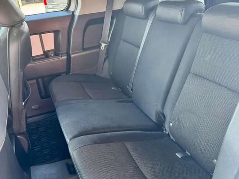 Used 2007 Toyota FJ Cruiser 4WD image 8