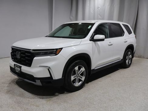 Used 2024 Honda Pilot EX-L image 5
