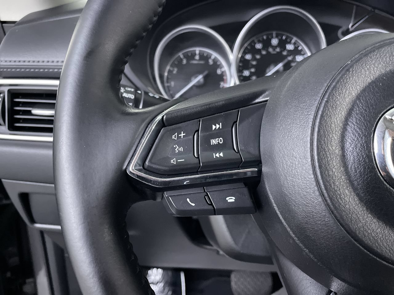 Used 2019 MAZDA CX-5 Touring AWD/4WD image 27