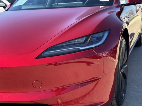 Used 2025 Tesla Model 3 Long Range image 10