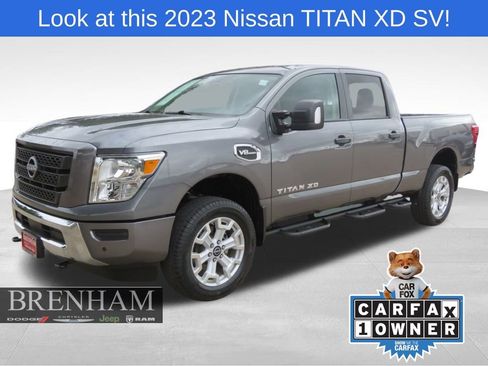 Used 2023 Nissan Titan SV w/ SV Convenience Package image 1