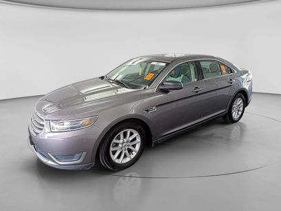 Used 2014 Ford Taurus SE