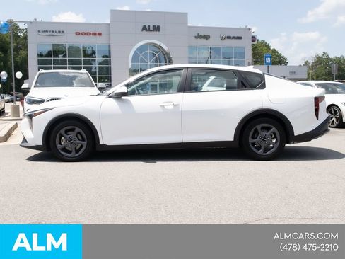 Used 2025 Kia K4 FWD image 8