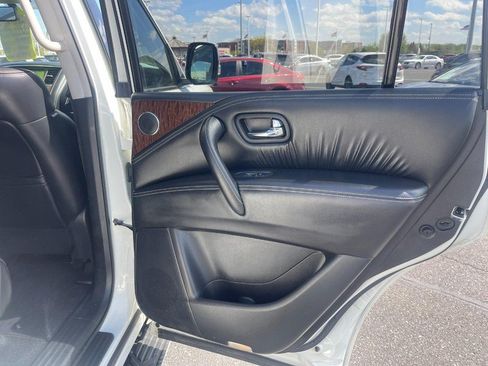Used 2019 Nissan Armada Platinum AWD/4WD image 17