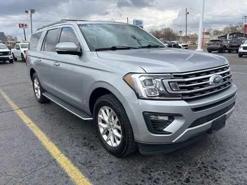 Used 2021 Ford Expedition Max XLT image 3