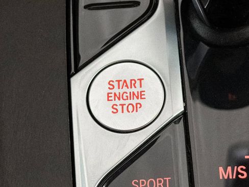 Used 2022 BMW X5 sDrive40i w/ M Sport Package image 23