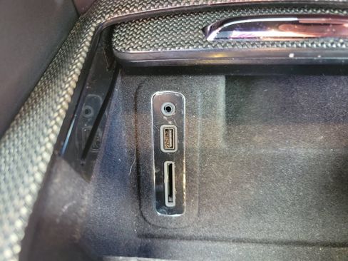 Used 2022 Maserati Levante GT AWD/4WD image 39