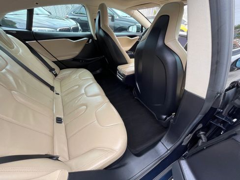 Used 2013 Tesla Model S image 16