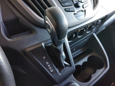 Used 2018 Ford Transit 150 XLT RWD image 23