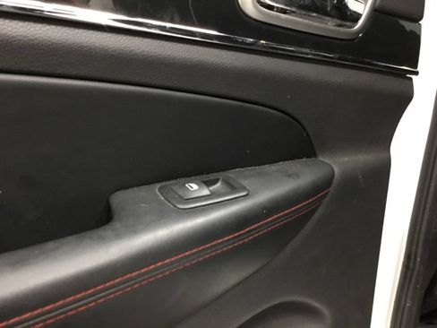 Used 2017 Jeep Grand Cherokee Trailhawk w/ Trailhawk Luxury Group AWD/4WD image 14