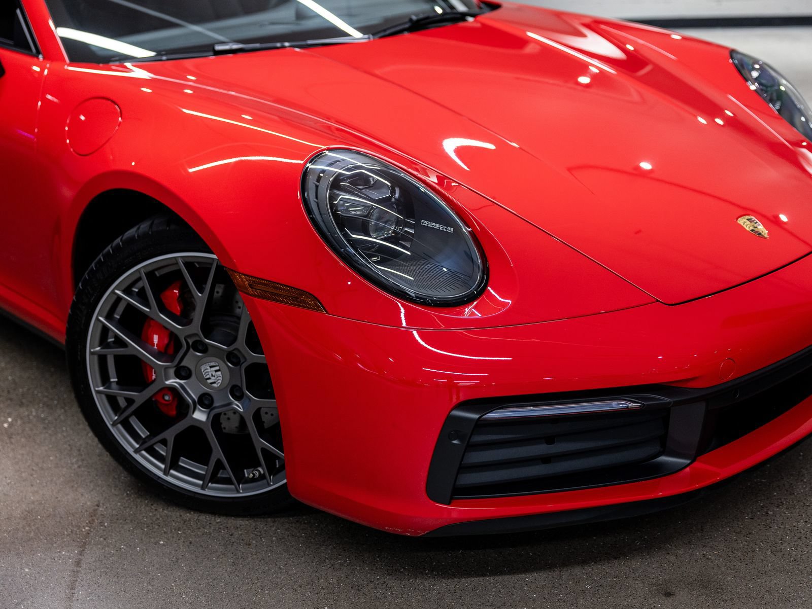 Certified 2020 Porsche 911 Carrera 4S AWD/4WD image 17