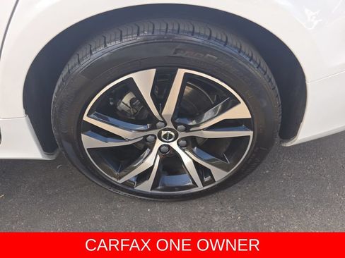 Used 2024 Volvo S60 B5 Core FWD image 32