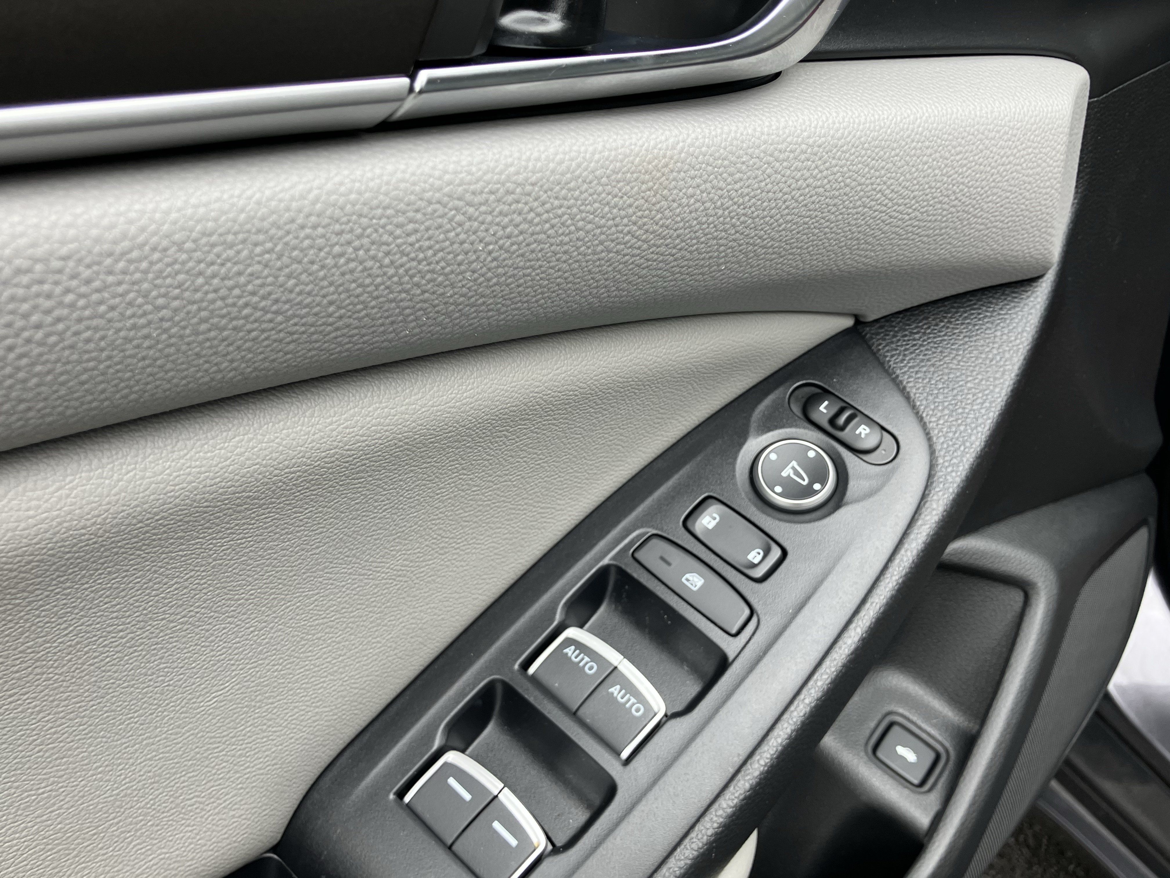 Used 2019 Honda Accord LX image 15