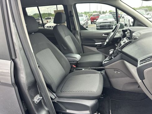 Used 2023 Ford Transit Connect XLT FWD image 30
