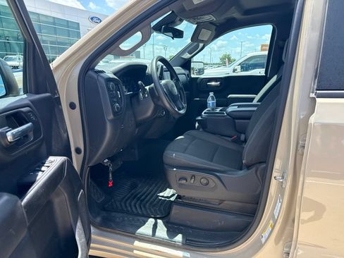 Used 2022 Chevrolet Silverado 1500 Custom Trail Boss w/ LPO, Dark Essentials Package AWD/4WD image 15