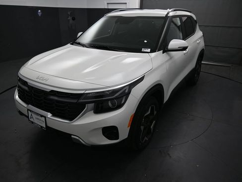 New 2026 Kia Seltos S FWD image 7