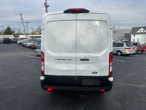 New 2026 Ford Transit 250 148 Medium Roof w/ Load Area Protection Package RWD image 18
