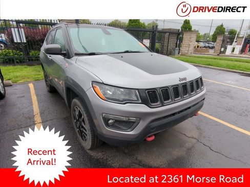 Used 2020 Jeep Compass Trailhawk AWD/4WD image 1