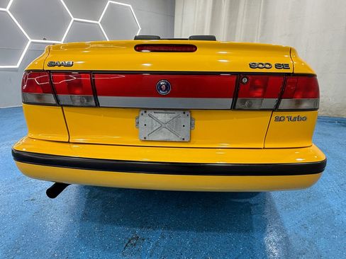 Used 1998 Saab 900 SE Turbo FWD image 50
