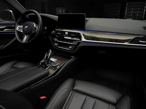 Used 2023 BMW M550i xDrive AWD/4WD image 60