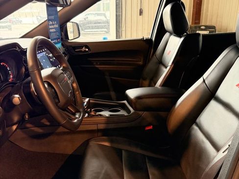 Used 2025 Dodge Durango GT AWD/4WD image 12