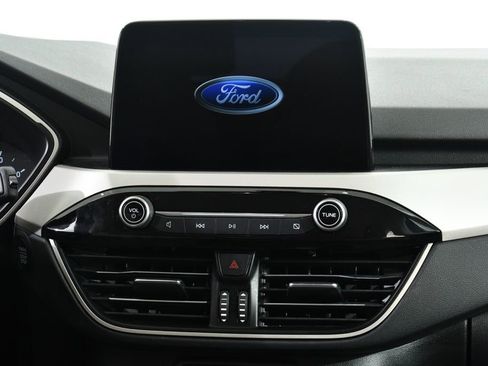 Used 2022 Ford Escape SE w/ SE Sport Appearance Package AWD/4WD image 9