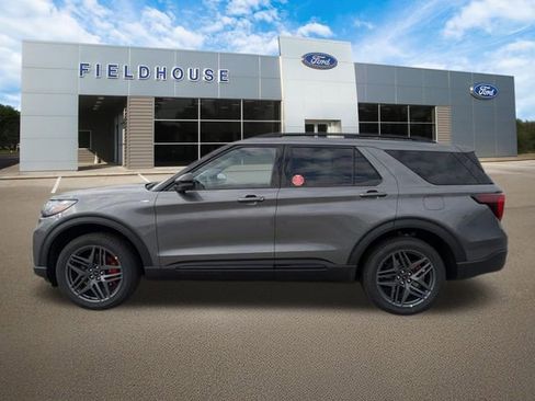 New 2026 Ford Explorer ST-Line image 17
