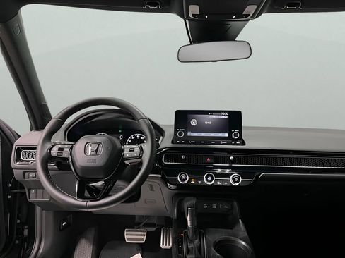 Used 2025 Honda Civic Sport image 13