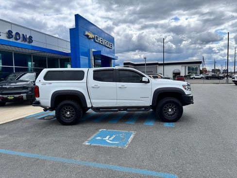 Used 2019 Chevrolet Colorado ZR2 w/ Colorado ZR2 Bison Edition image 8