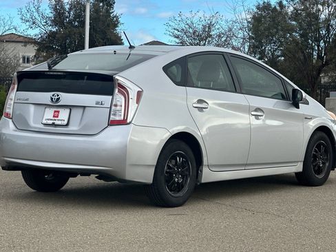 Used 2013 Toyota Prius Two image 4