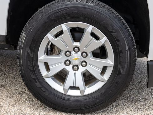 Used 2020 Chevrolet Colorado LT w/ Safety Package RWD image 24
