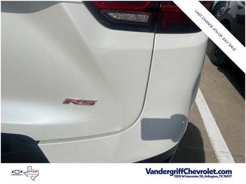 Used 2023 Chevrolet Blazer RS w/ Enhanced Convenience Package FWD image 11