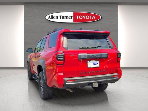 Used 2025 Toyota 4Runner SR5 RWD image 10