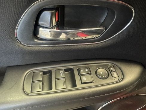 Used 2017 Honda HR-V EX image 31