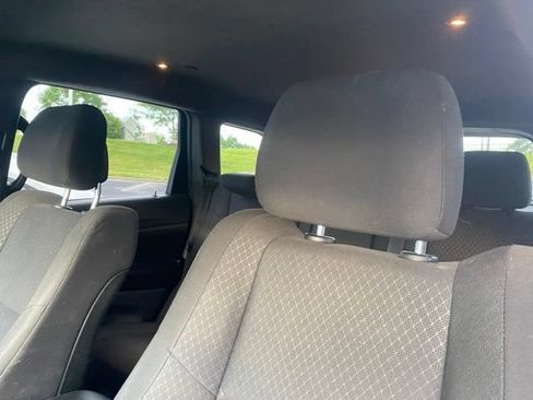Used 2018 Jeep Grand Cherokee Laredo AWD/4WD image 12