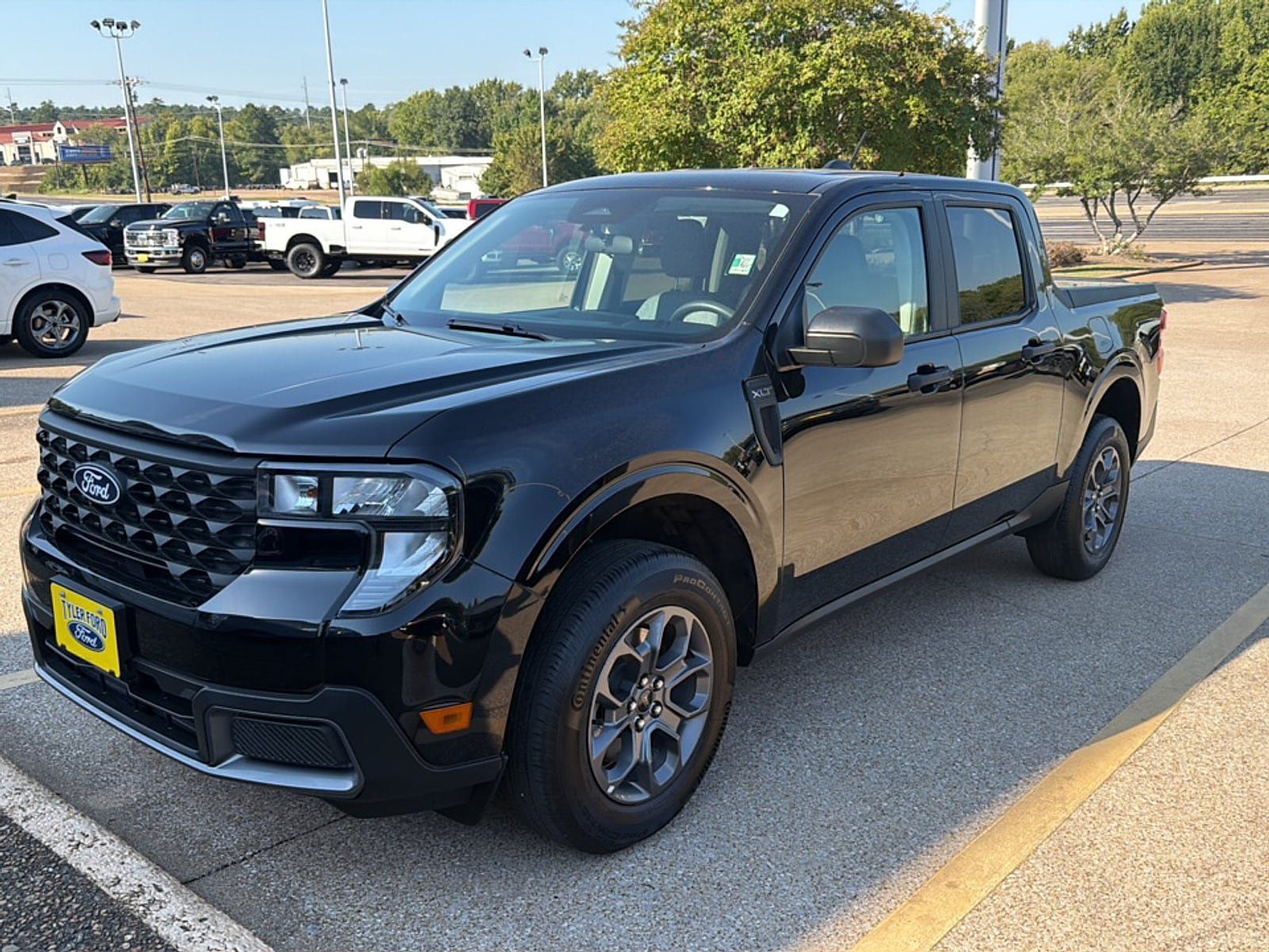 Used 2025 Ford Maverick XLT w/ Equipment Group 302A AWD/4WD image 23