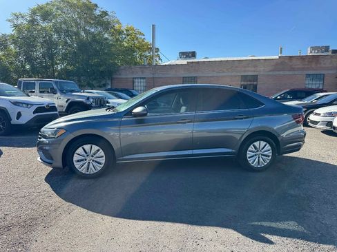 Used 2019 Volkswagen Jetta S image 4