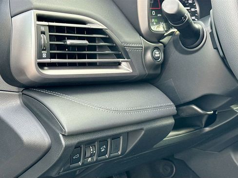 New 2025 Subaru Outback Limited image 10