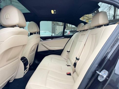 Used 2020 BMW 530i xDrive w/ Executive Package image 19