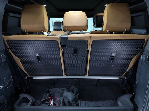 Used 2024 Land Rover Defender 90 V8 image 43