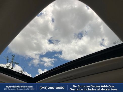 Certified 2025 Hyundai Tucson SEL FWD image 4
