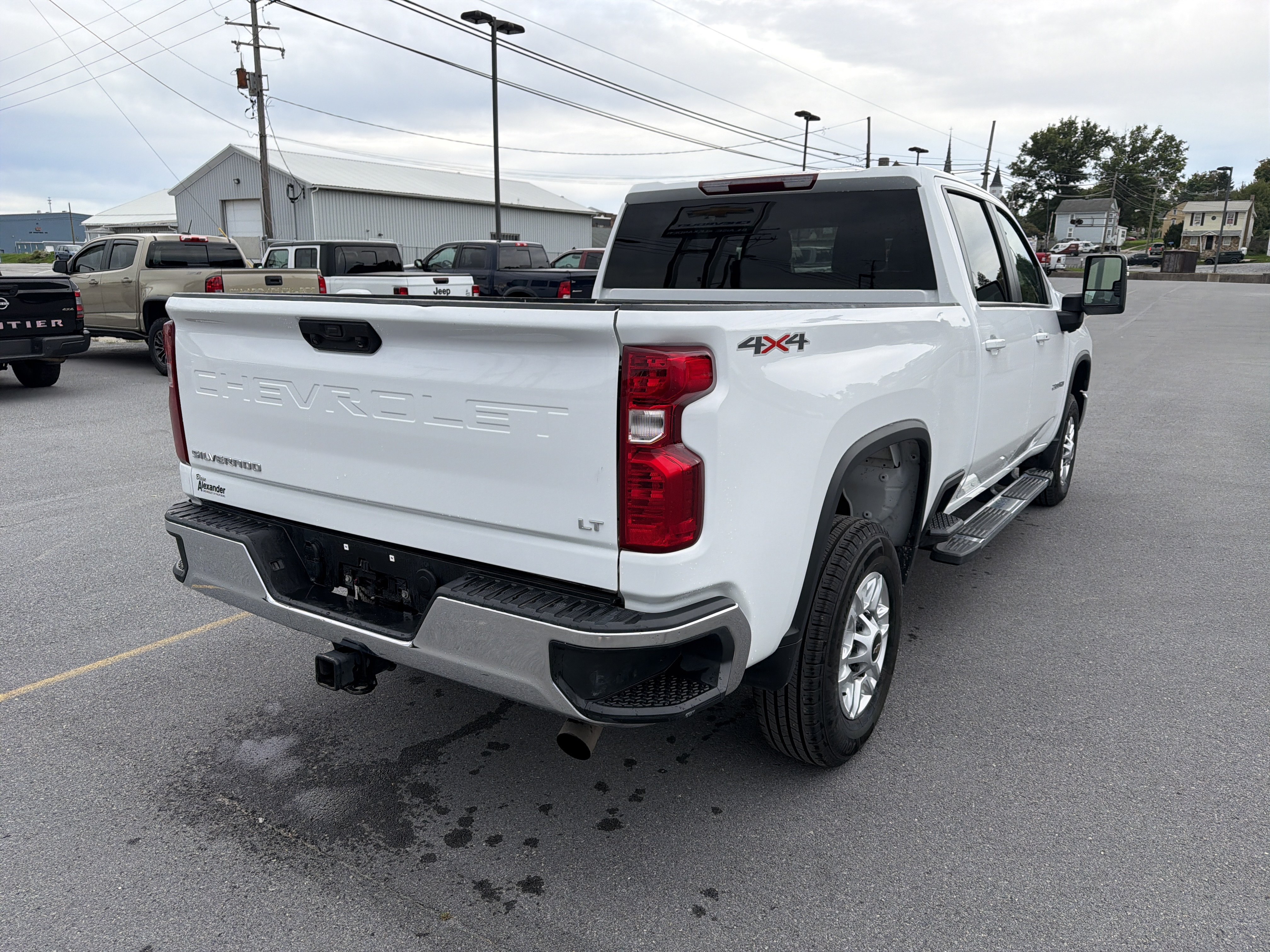 Used 2026 Chevrolet Silverado 2500 LT AWD/4WD image 3