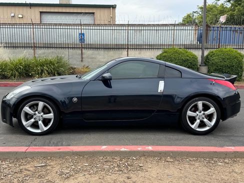 Used 2008 Nissan 350Z Touring w/ Cargo Convenience Pkg RWD image 8