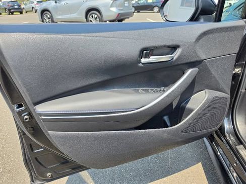 Used 2022 Toyota Corolla SE FWD image 19