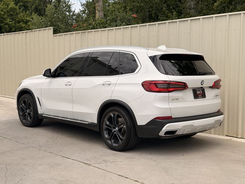 Used 2019 BMW X5 xDrive50i w/ Luxury Seating Package AWD/4WD image 5